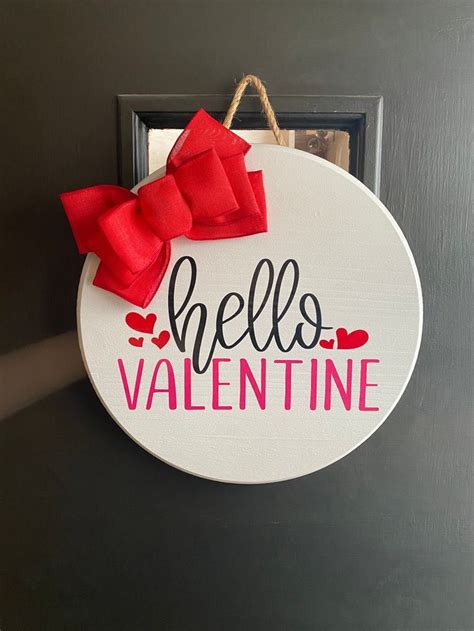 Valentines Door Hanger Valentines Day Decorations Etsy In 2021 Valentines Door Hanger Diy