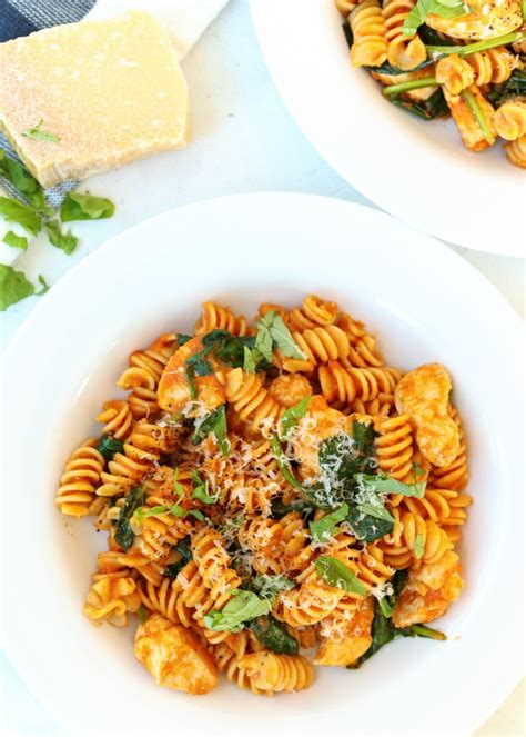 Skinny Chicken Fusilli Alla Vodka With Basil Spinach And Parmesan