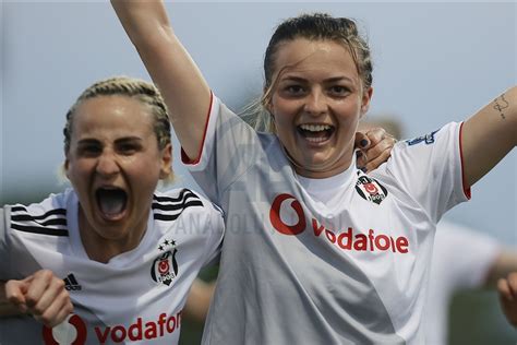 Turkcell Kad N Futbol Ligi Nde Be Ikta Vodafone Ampiyon Oldu