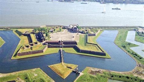 7 Forts In Europe That Offer Remarkably Scenic View Of The Hilly Milieu