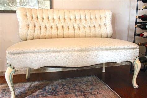 Vintage Settee – Haute Juice