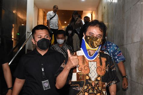 Polisi Sebut Berkas Kasus Meme Stupa Candi Borobudur Roy Suryo