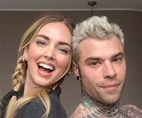 Nuova Emorragia Interna Per Fedez Torna In Sala Operatoria Himeralive It