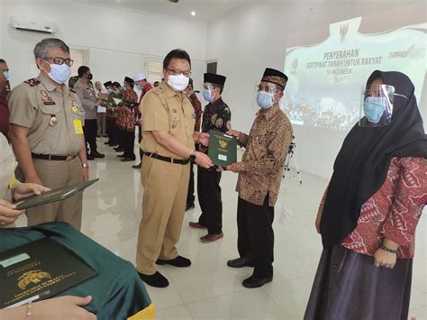 Kantor Pertanahan Cianjur Serahkan Ribuan Sertifikat Program PTSL