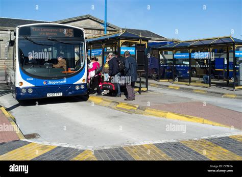 dh Inverness bus station INVERNESS INVERNESSSHIRE Stagecoach bus Stock ...