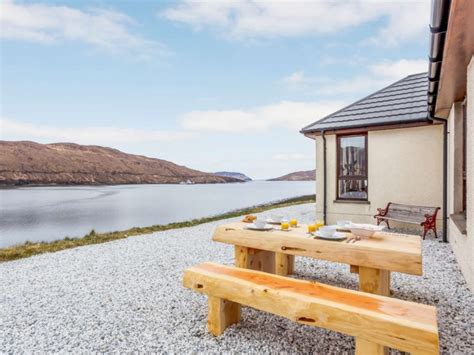 Beach Holiday Cottages in Scotland | Coastal Self-Catering