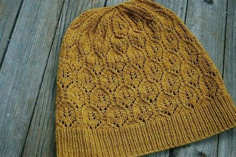 Pin By Miroslava Neskubo On Kudum Knitting Knitted Hats Hat Pattern