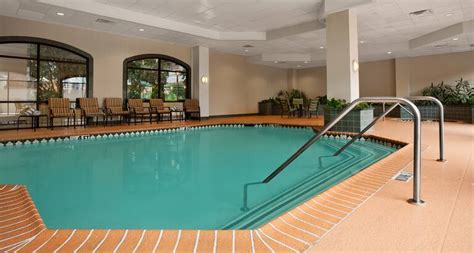 Embassy Suites Hotel near Galleria in Dallas, TX