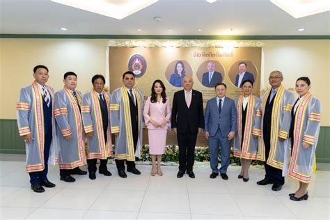 Ceremony Of Conferring The Academic Gown And Honorary Graduation