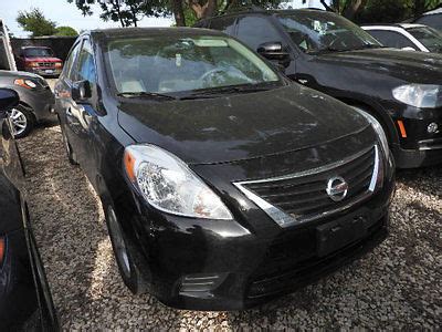 Dr Sedan Cvt Sv Nissan Versa Sv Low Miles Gasoline L Cyl