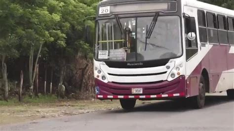 Bus De Heredia Se Queda Sin Frenos Y Casi Pierde Una Llanta Telediario