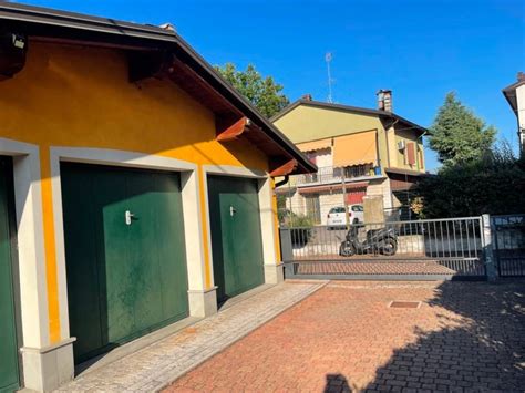 Vendita Appartamento Castelvetro Di Modena Trilocale In Via Sinistra