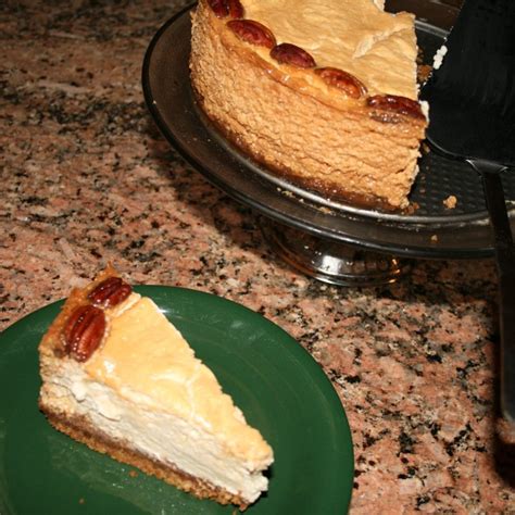 Caramel Pecan Cheesecake