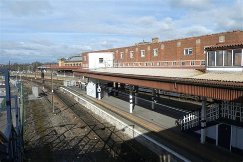 Platform At York Ds Pugh Cc By Sa Geograph Britain And Ireland