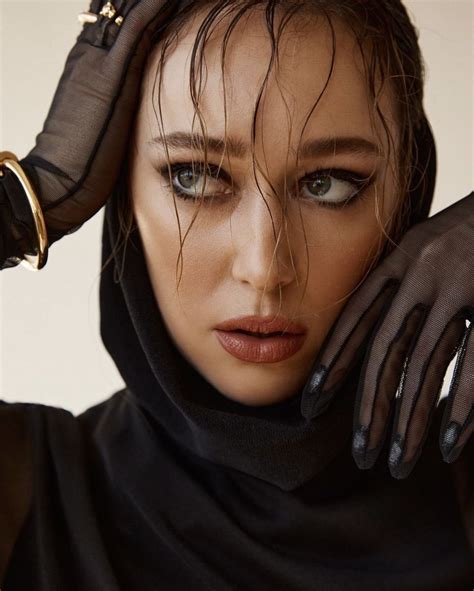 Alycia Debnam Carey Sch N Magazine May Photos Celebmafia