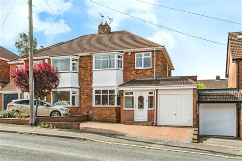 3 Bedroom Semi Detached House For Sale In Valley Road Halesowen West