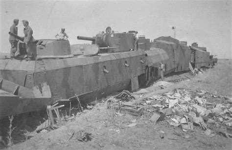 Armored Train (40 pics)