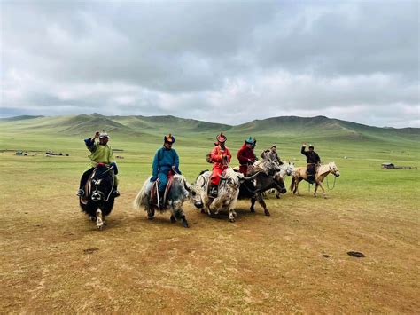 Mongol Nomadic Show Four Seasons Travel Llc