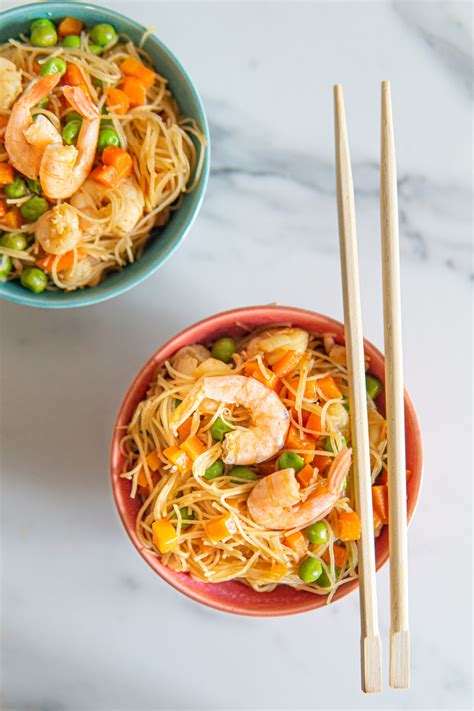 Spaghetti Di Riso Con Verdure E Gamberi Basilico Secco