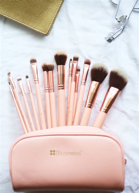 BH Cosmetics brush set - Sarah Satongar