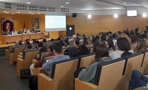 La Facultad De Ciencias Sociales Analiza La Maternidad Por Gestaci N