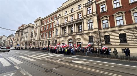 Kraków Protest w obronie mediów publicznych i niezależnych