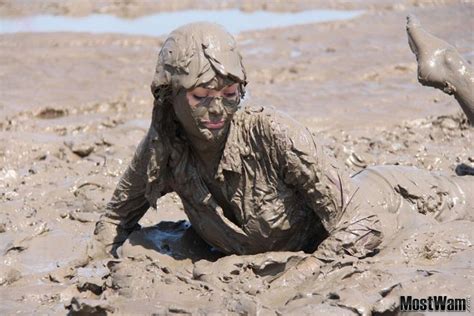 Pin By Oof Oof On Muddy Mudding Girls Muddy Girl Red Hunter