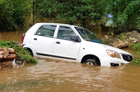 5 Essential Tips For Driving Through Floods Feature Autocar India