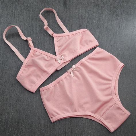 Conjunto de lingerie Infantil Juvenil Menina Moça sem bojo calcinha