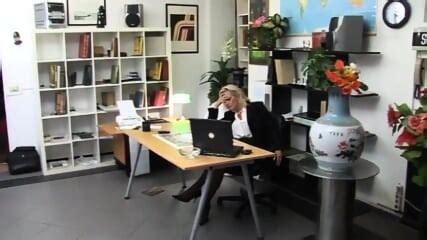 Lisa Shadow Milf In Love