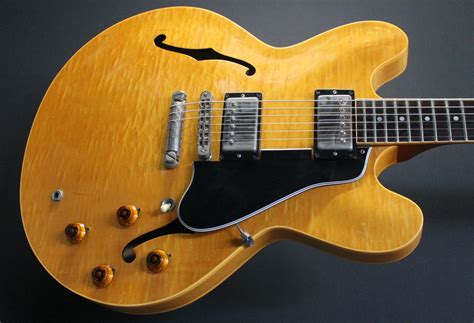 Gibson ES 335 Custom Shop DOT ReIssue 1983 Guitar For Sale Kitarakuu Oy