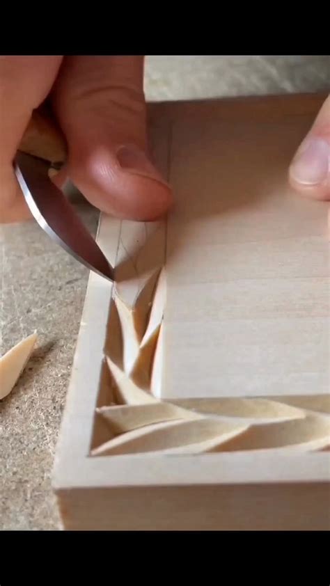 Tutorial How To Carve A Moravian Star Ornament Wood Chip Chatter