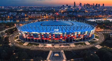 Stadion Narodowy to koszmar dla akustyków? Ekspert porównał budynek do ...