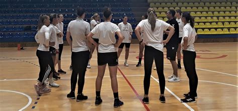 Handbal Feminin Liga Florilor Minaur Baia Mare s a reunit și a început