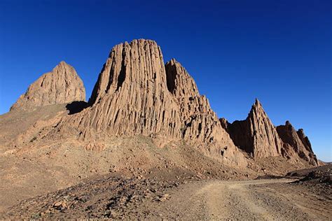 Top 60 Hoggar Mountains Stock Photos, Pictures, and Images - iStock