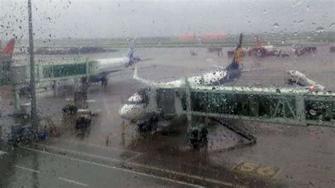 Heavy Rains In Delhi Several Flights Diverted To Jaipur Lucknow