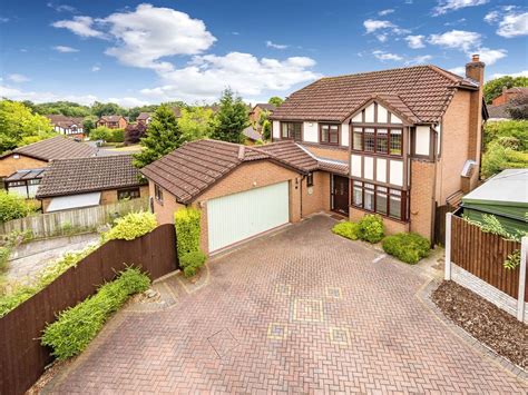 4 Bed Detached House For Sale In Worfe Close Randlay Telford