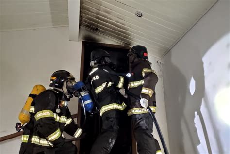 Casa pega fogo em condomínio na zona Leste Marília Notícia