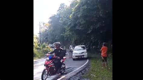 Viral Jalan Raya Manado Tomohon Sulawesi Utara Licin Diduga Ada