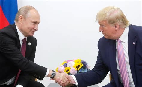 Opinion Trump Sucks Up To Putin Embarrassing Us Yet Again The