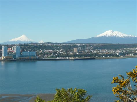 Volc N Osorno Puntiagudo Y Calbuco Vista De Puerto Montt Flickr