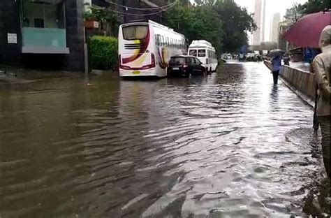 Photo मुसळधार पावसाने मुंबई पुन्हा जलमय तुंबलेल्या शहराचे 15 फोटो