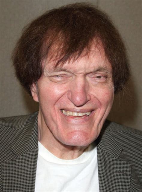 Muere A Los 74 Años El Actor Richard Kiel El “tiburón” De James Bond ~ Pueblo Nuevo News