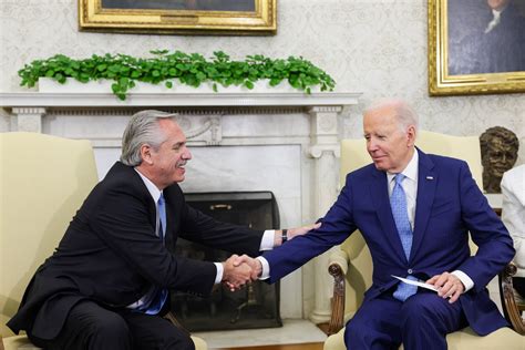 Fernández Le Pidió A Biden Un Puente De Dólares Para Atravesar La