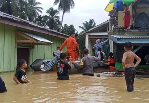 Banjir Rendam Sejumlah Kecamatan Di Aceh Timur Okezone News