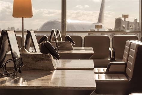 Nashville Airport Lounge & Airline Club Guide - iFLY