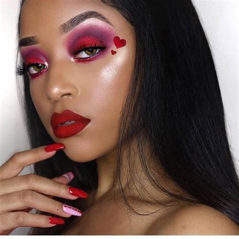 20 Romantic Valentines Day Makeup Looks To Wow Your Partner