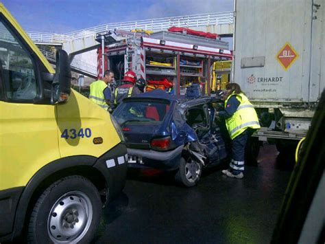 Tres Heridos En Un Accidente De Tráfico En La Autopista Tf 5 A La