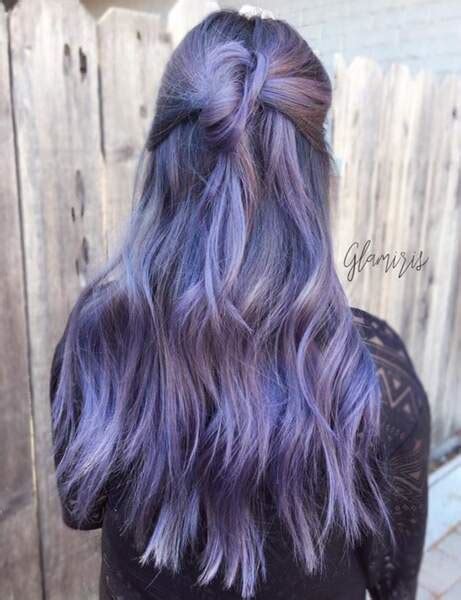 Cheveux violets la tendance Pinterest qui nous séduit Femme Actuelle