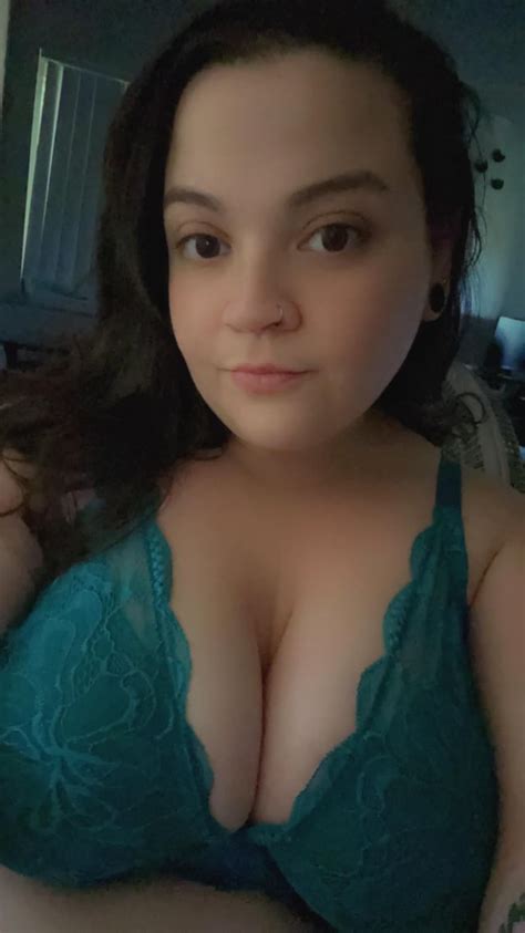 Just Showing Off My New Bra 🥰 Rbbw